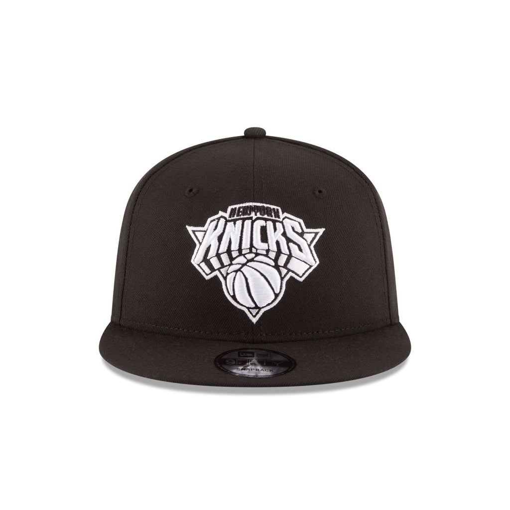 New York Knicks 2026 Champions Sidepatch Black & White 9FIFTY Snapback Hat
