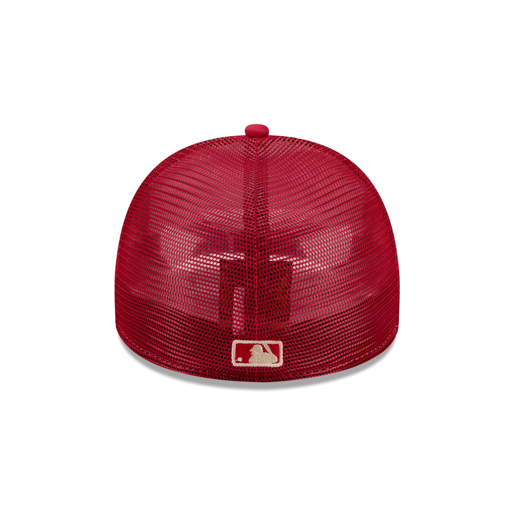 Philadelphia Phillies Chrome 59FIFTY Fitted Trucker Hat