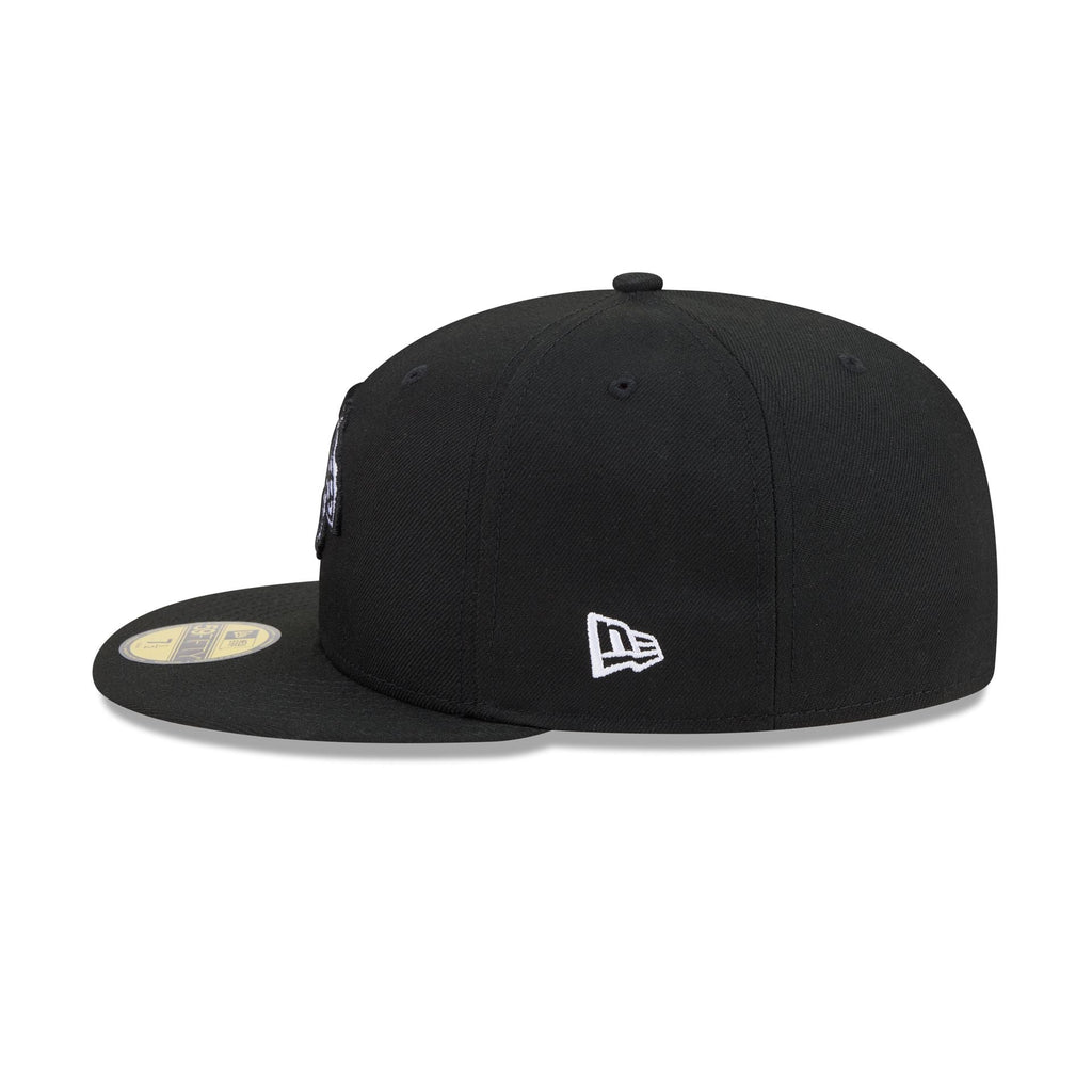Chicago Blackhawks Black and White Basic 59FIFTY Fitted Hat