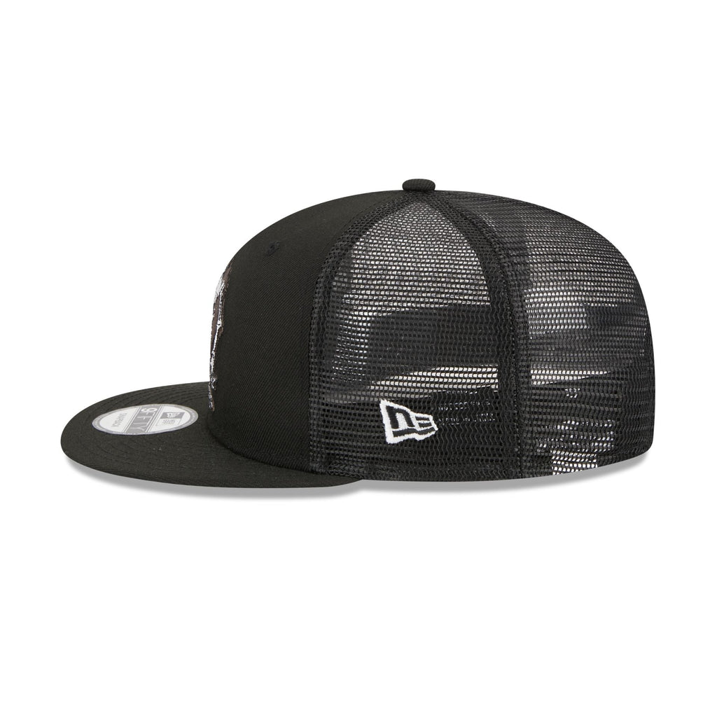 Looney Tunes Taz Bones 9FIFTY Trucker